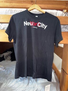 lululemon New York City Graphic all yours tee